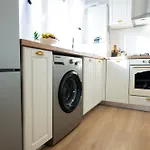 Flh - B 153 - Parking&outdoor Space טימישוארה