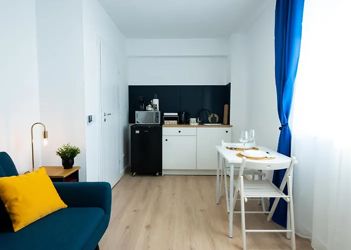 Flh - B 153 - Parking&outdoor Space *