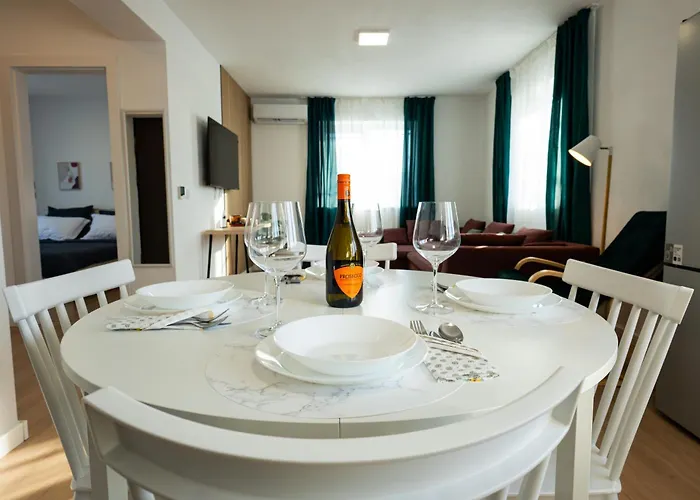 Flh - B 153 - Parking&outdoor Space Apartment *